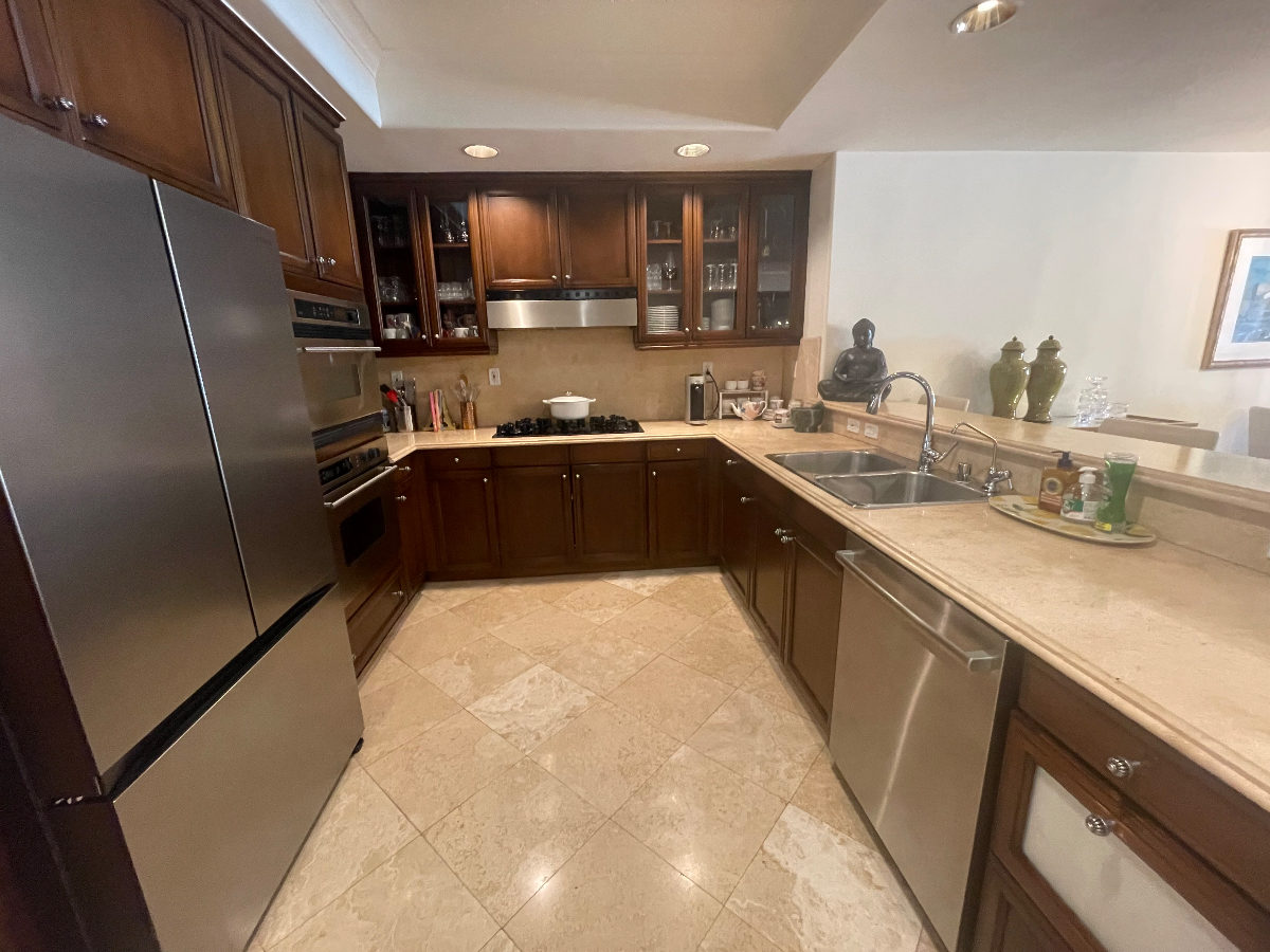 Furnished One Bedroom Suite in Wilshire Corridor Condo Near UCLA - Photo 4