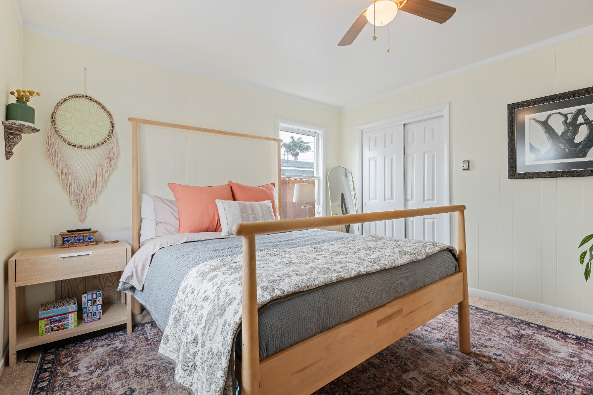 Charming Garden Cottage by the Beach - Private, Pet-Friendly & Ready to Settle In - Photo 2