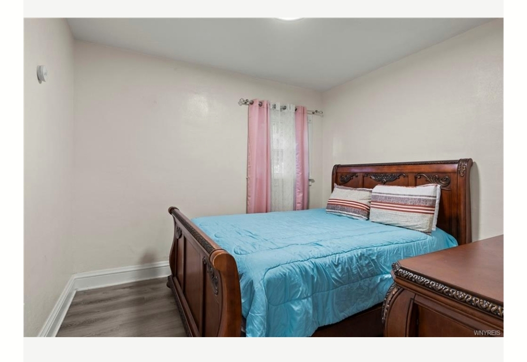 Best Value 2 BR apartment - Photo 3