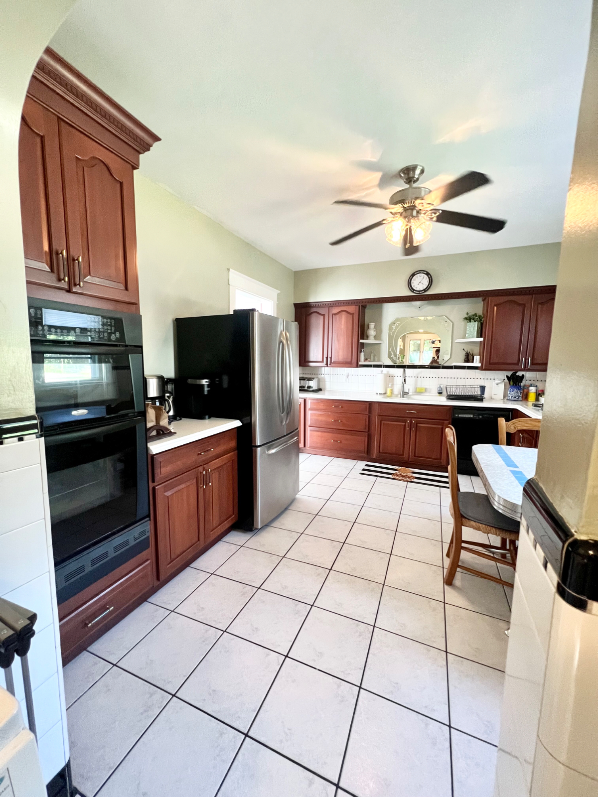 Fully Furnished Lakefront Home and Private Beach - Photo 8