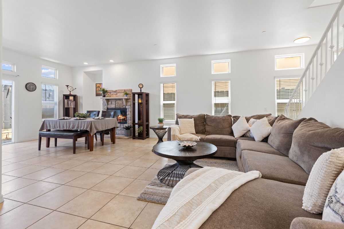 4BR, Close to Beach, W/D, Imperial Beach, Garage - Photo 4