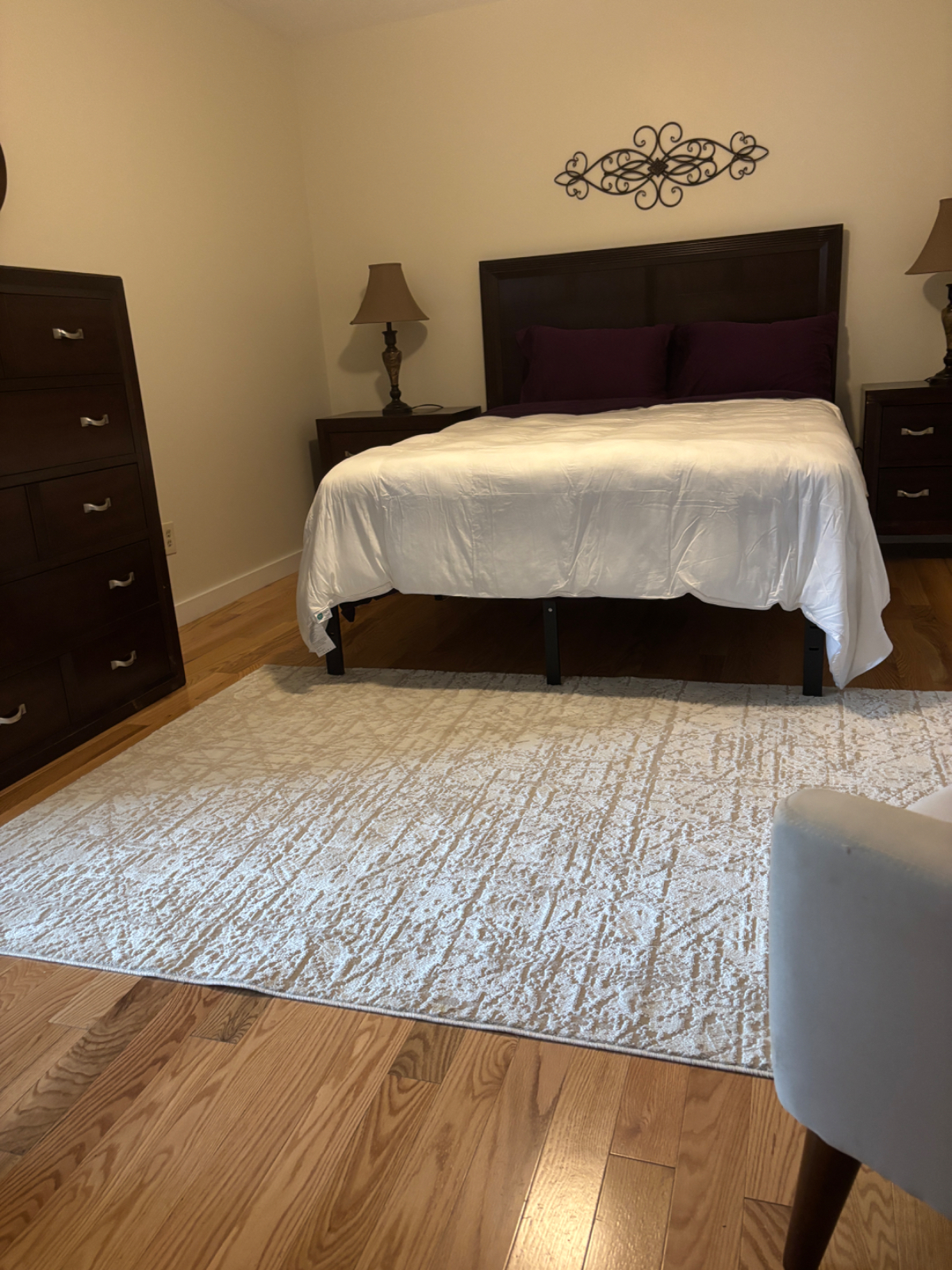 Beautiful Downtown Apartment - Photo 12