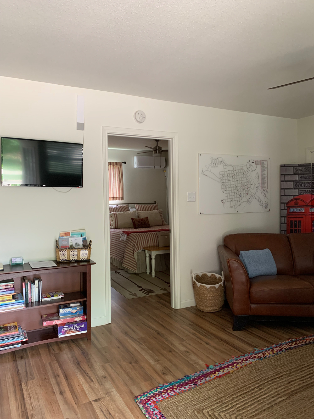 Amelia House in Historic Castroville - Photo 4