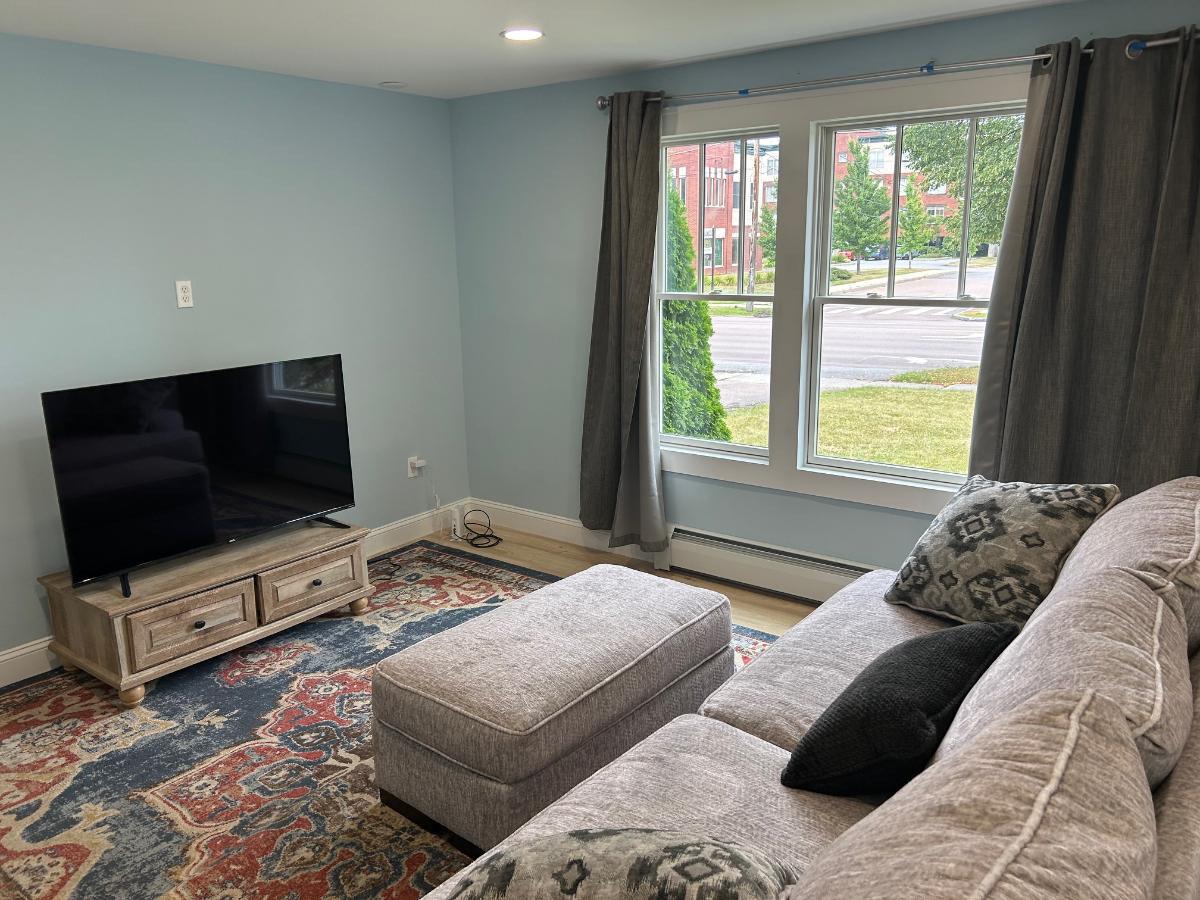 Modern Apartment 102 - Photo 6