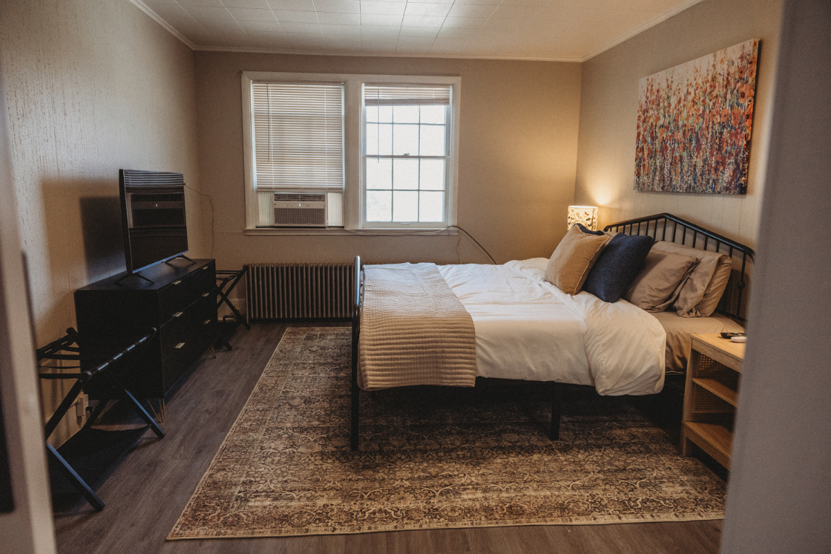 Charming Centrally Located 1 BD 1 BA Unit B - Photo 8