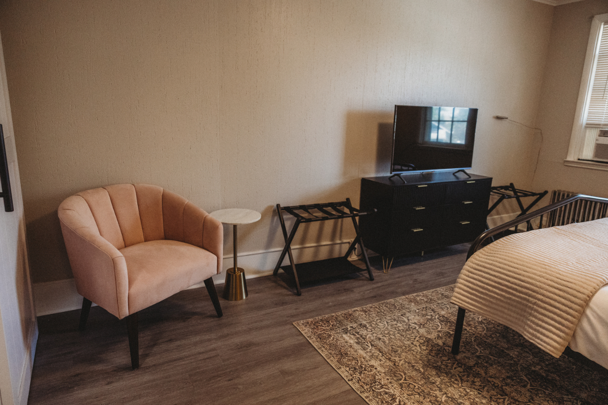 Charming Centrally Located 1 BD 1 BA Unit B - Photo 10