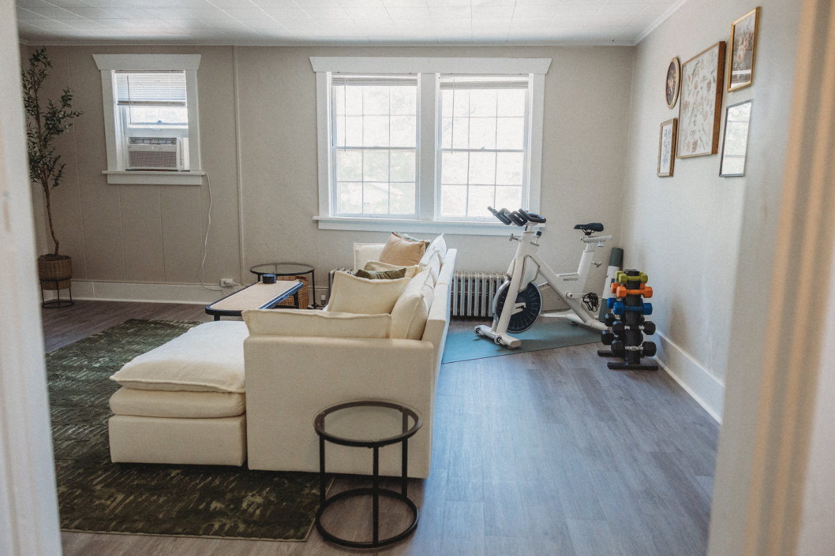 Charming Centrally Located 1 BD 1 BA Unit B - Photo 3