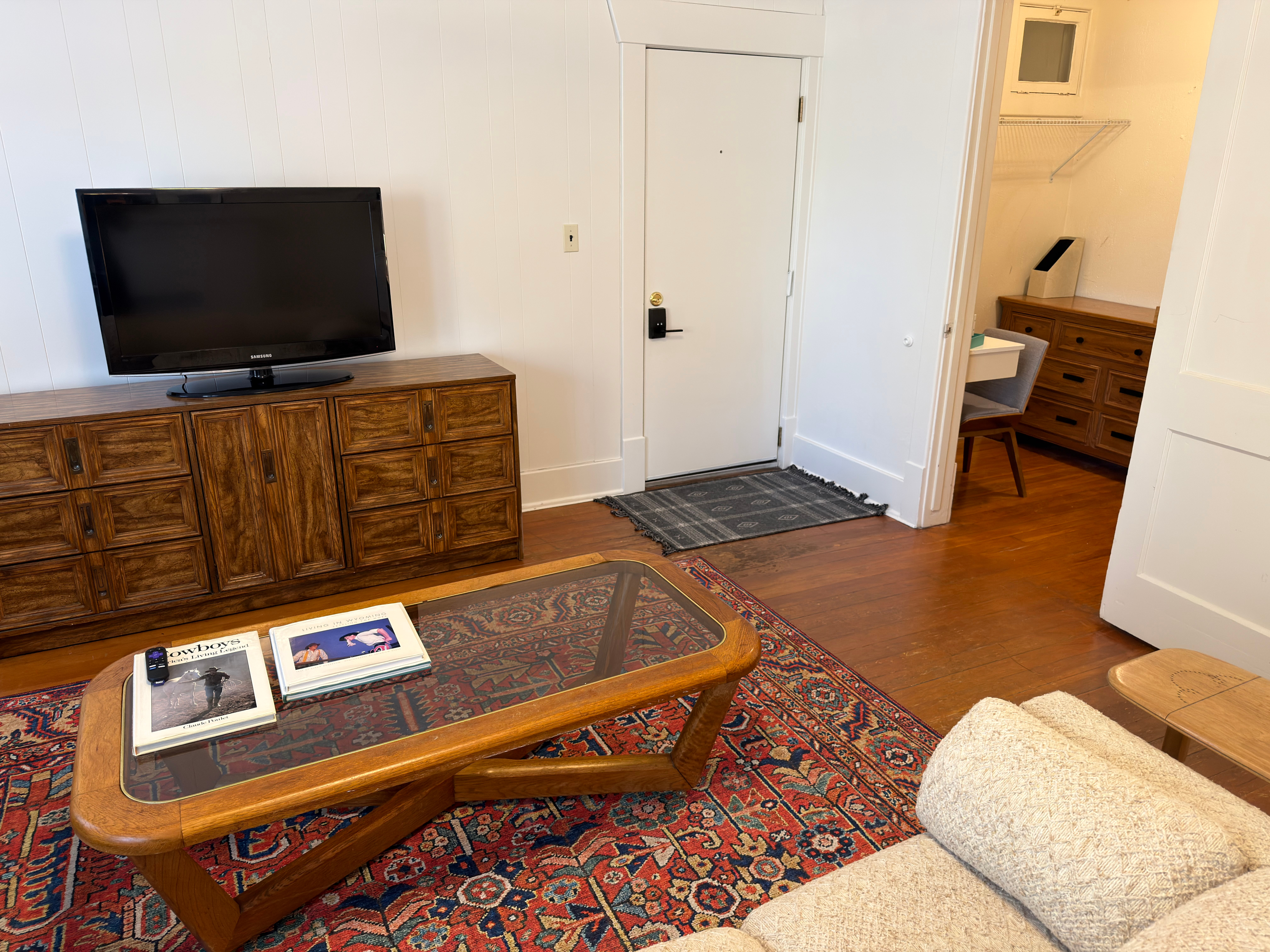 Charming Centrally Located 1 BD 1 BA Unit B - Photo 4