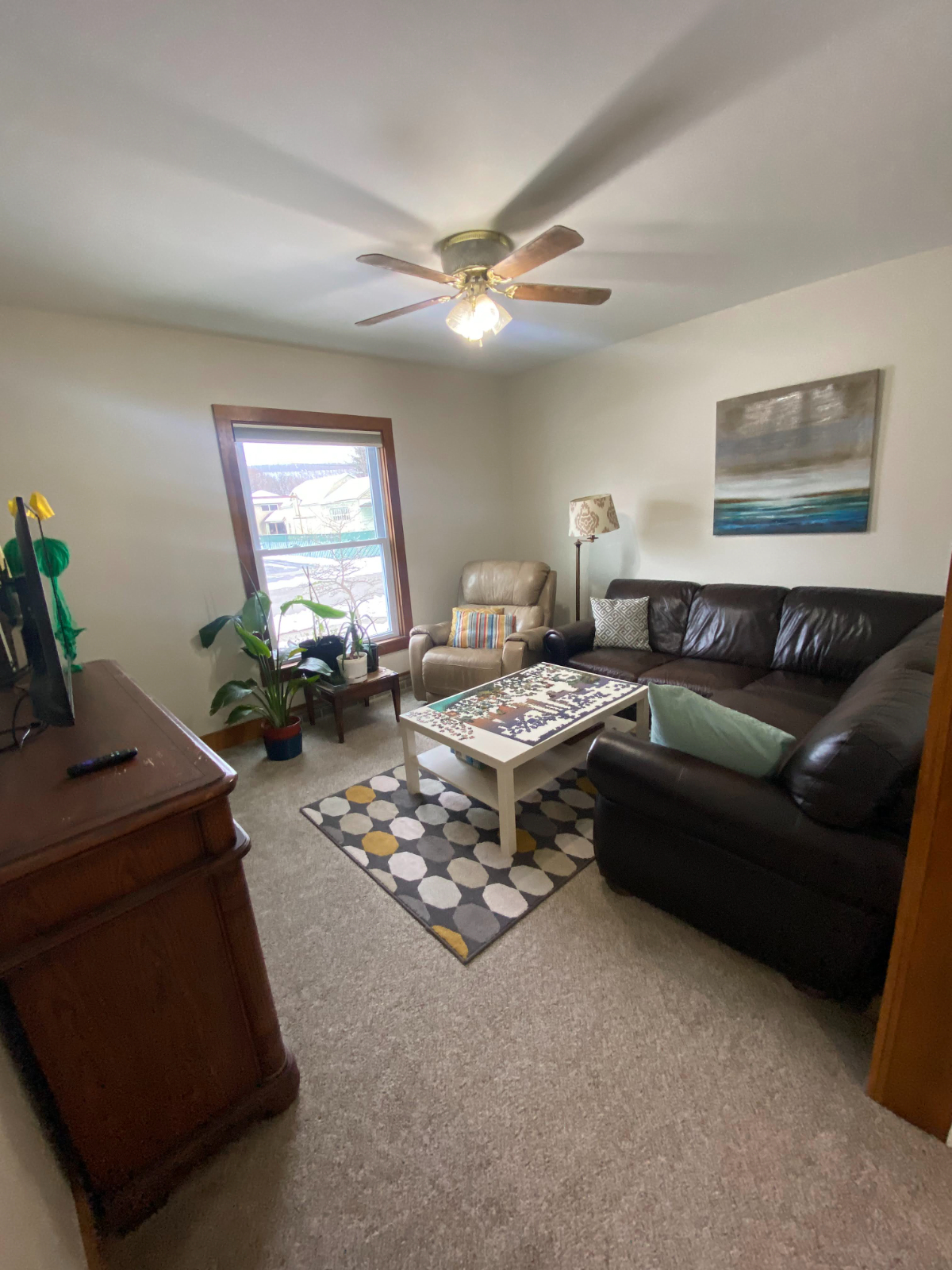 Fully furnished 1 or 2 bedrooms available, 1/2 mile from Arnot Ogden Medical Center - Photo 6