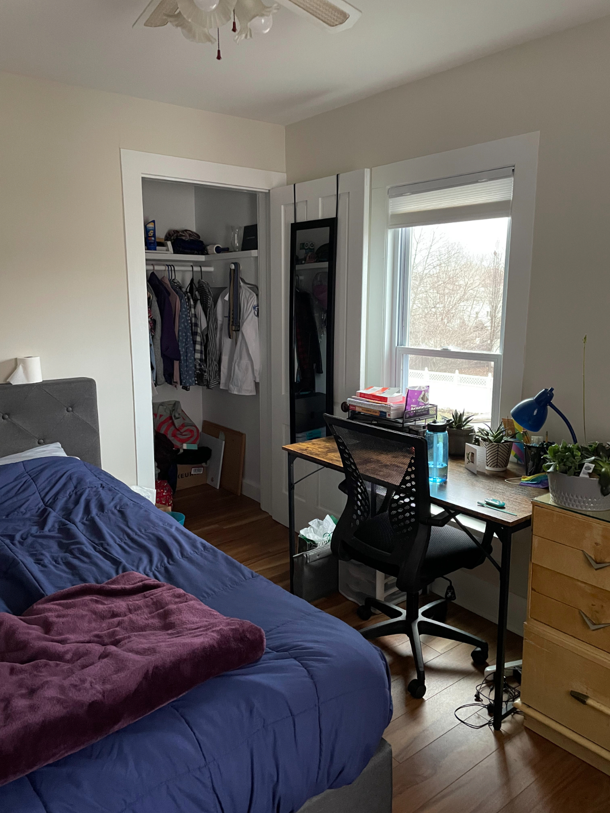 Fully furnished 1 or 2 bedrooms available, 1/2 mile from Arnot Ogden Medical Center - Photo 12