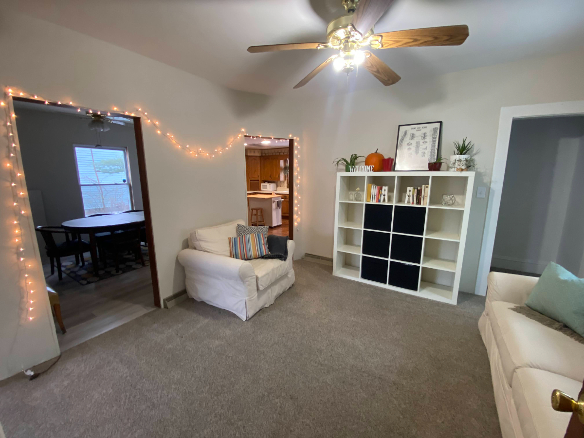 Fully furnished 1 or 2 bedrooms available, 1/2 mile from Arnot Ogden Medical Center - Photo 8