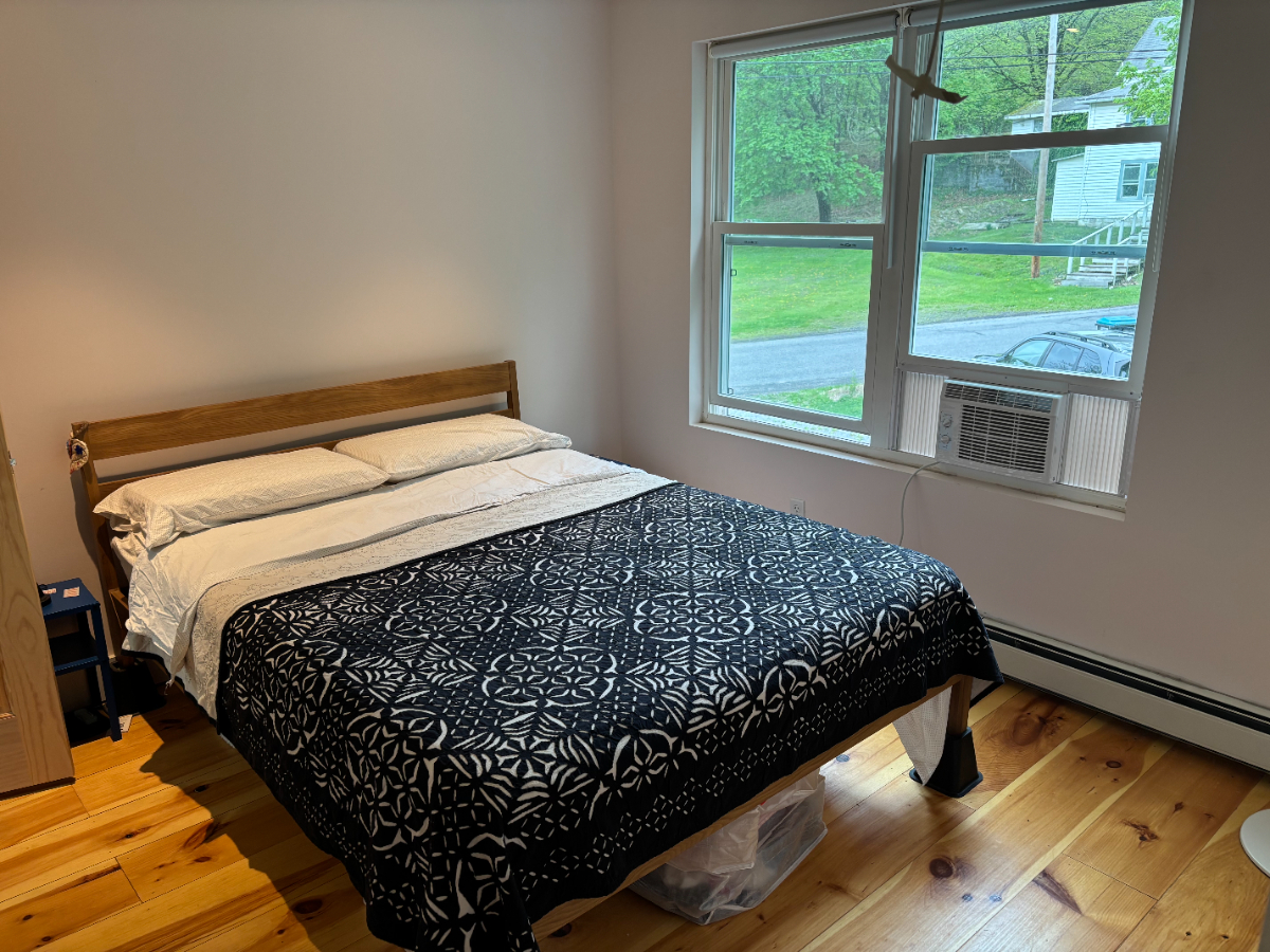 Peaceful 2-Bed Home Among Apple Orchards Near Newburgh & Beacon - Photo 4
