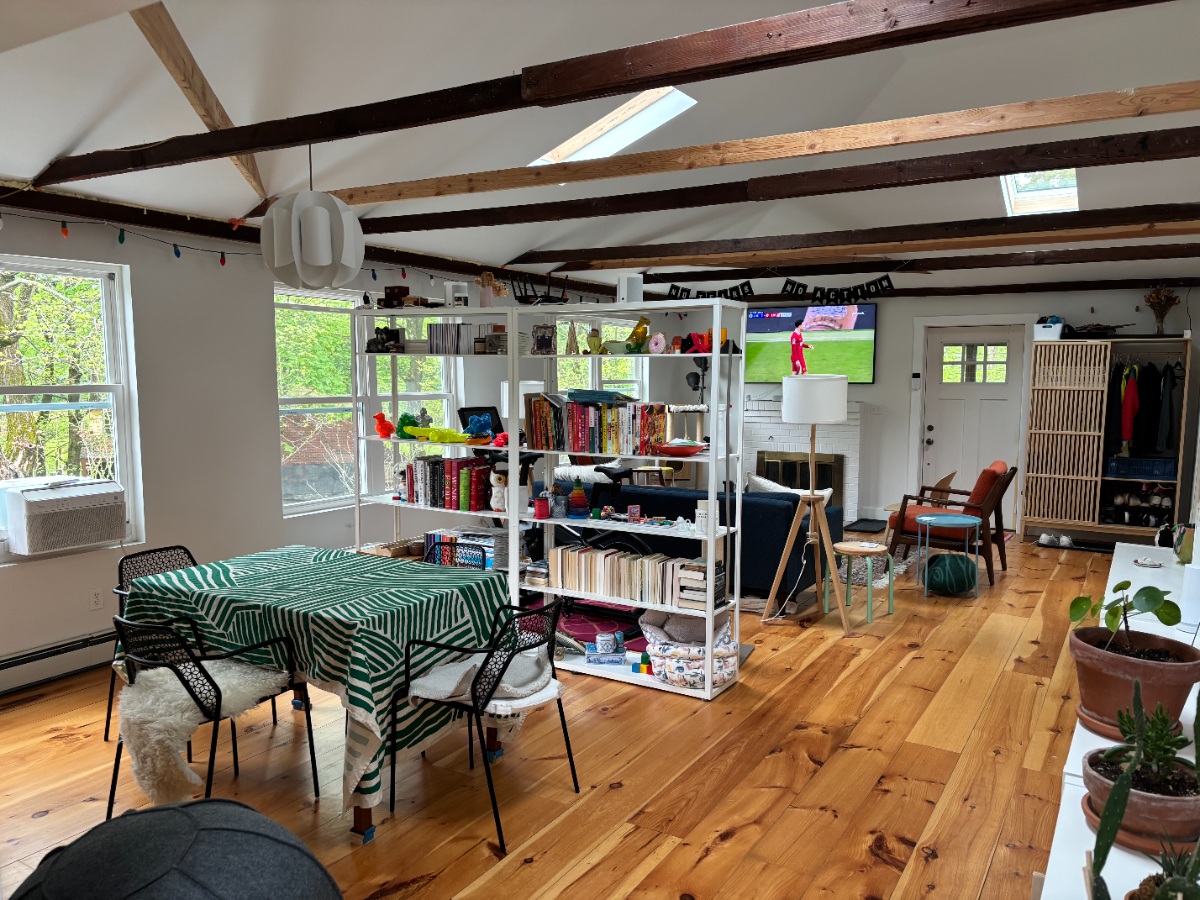 Peaceful 2-Bed Home Among Apple Orchards Near Newburgh & Beacon - Photo 1