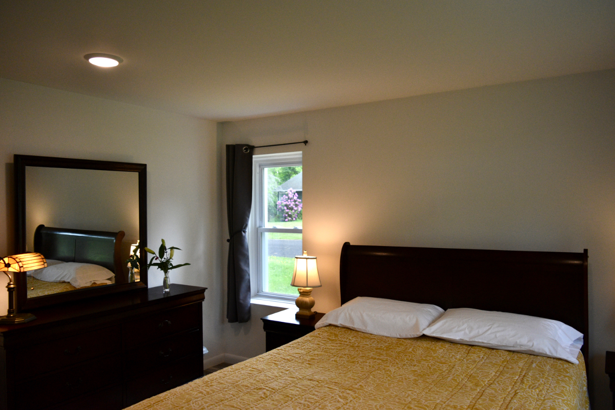 Quiet, Spacious, and Close to Hospitals  Blissful Wisteria Awaits - Photo 12