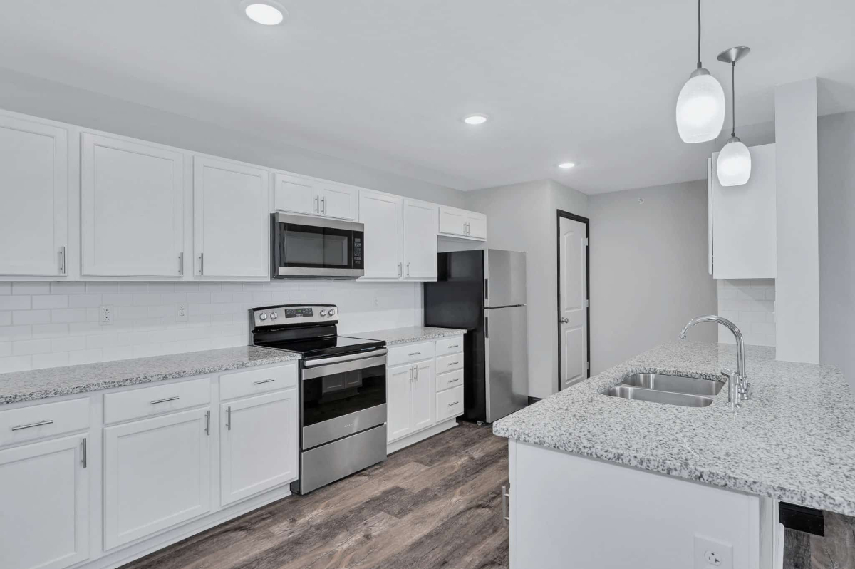 227 - 1BR