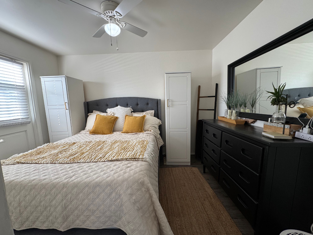 Urban One-Bedroom Apartment with patio Near Venice Beach - Photo 2