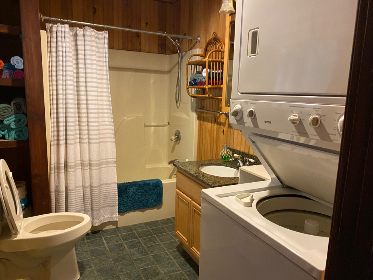 Lake Bomoseen home - Photo 2