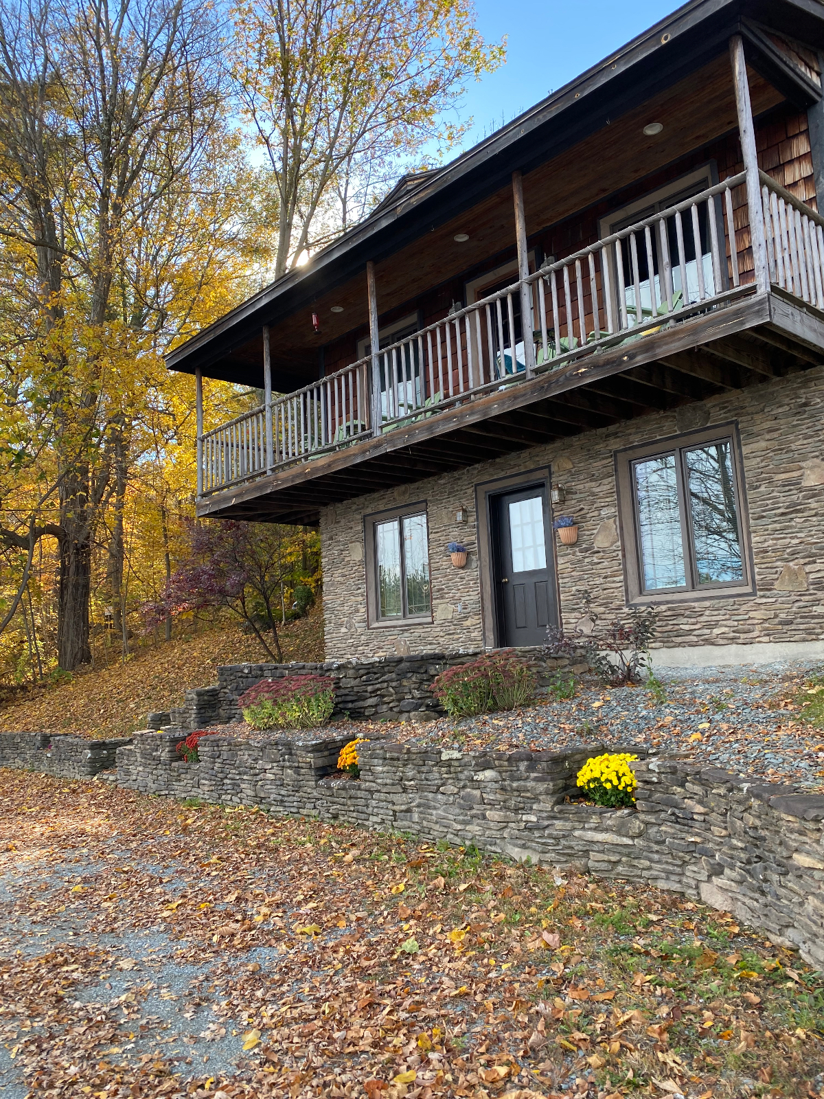 Lake Bomoseen home - Photo 1