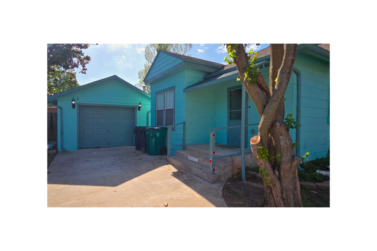 Corner House on 15th (Renovated) - Photo 7