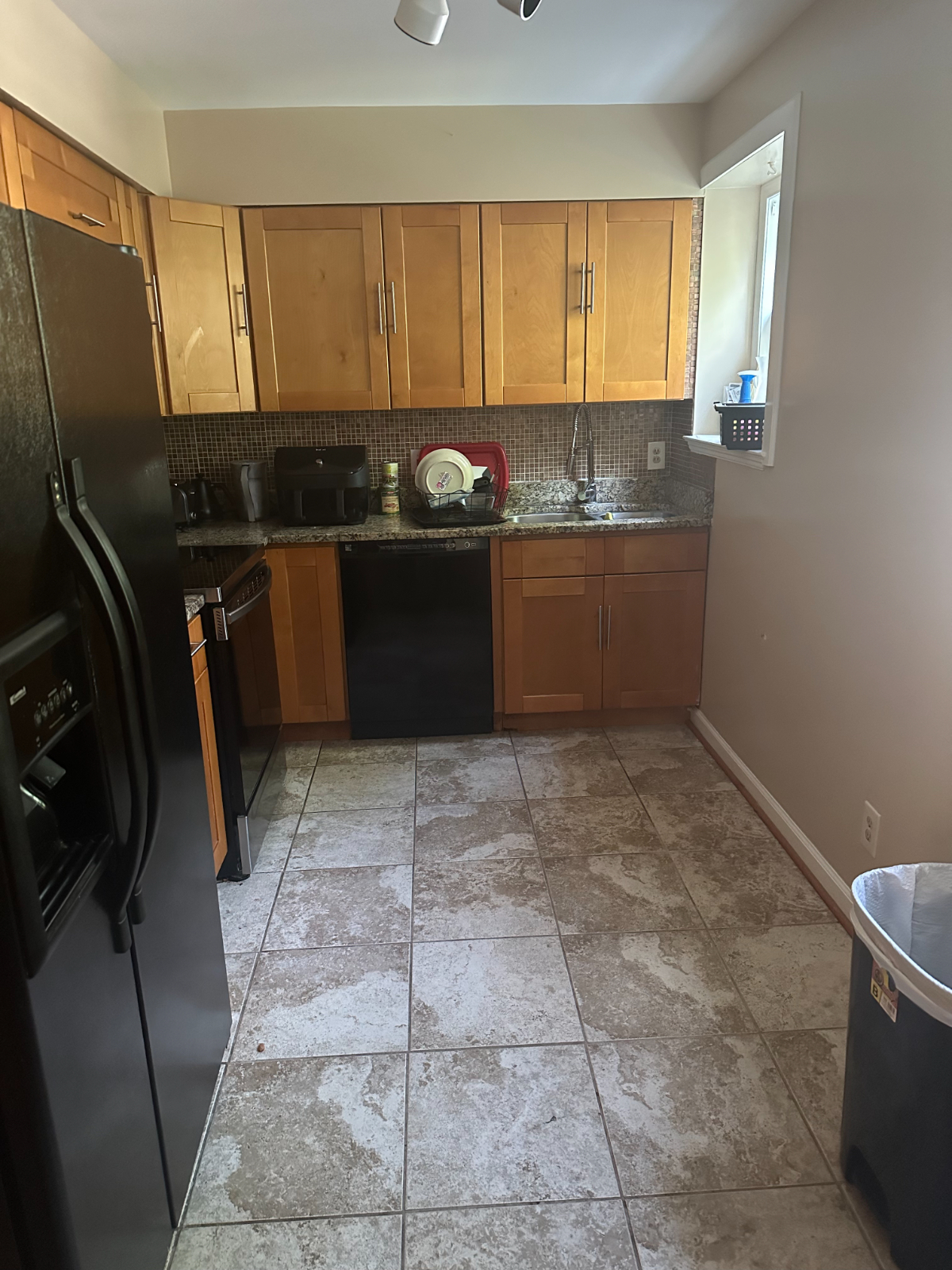 Langley CT Apt - Photo 7