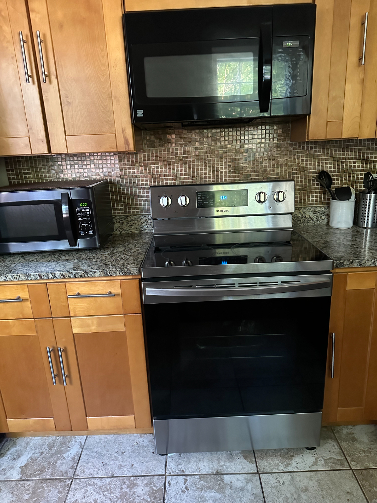 Langley CT Apt - Photo 8