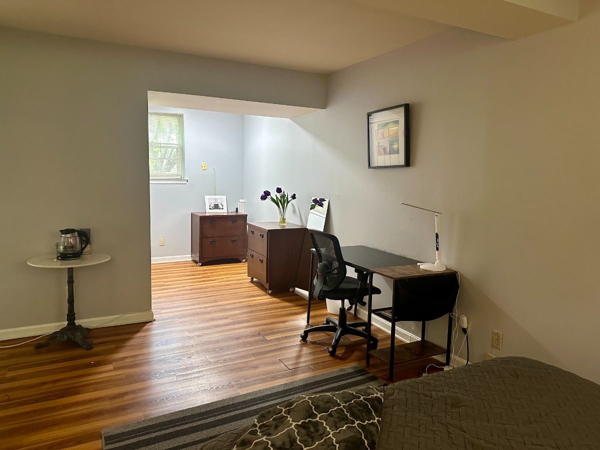 Langley CT Apt - Photo 2