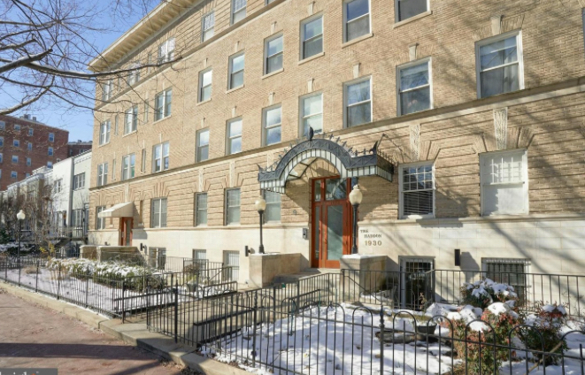 Cozy Charming Garden Apartment in Dupont - Photo 8