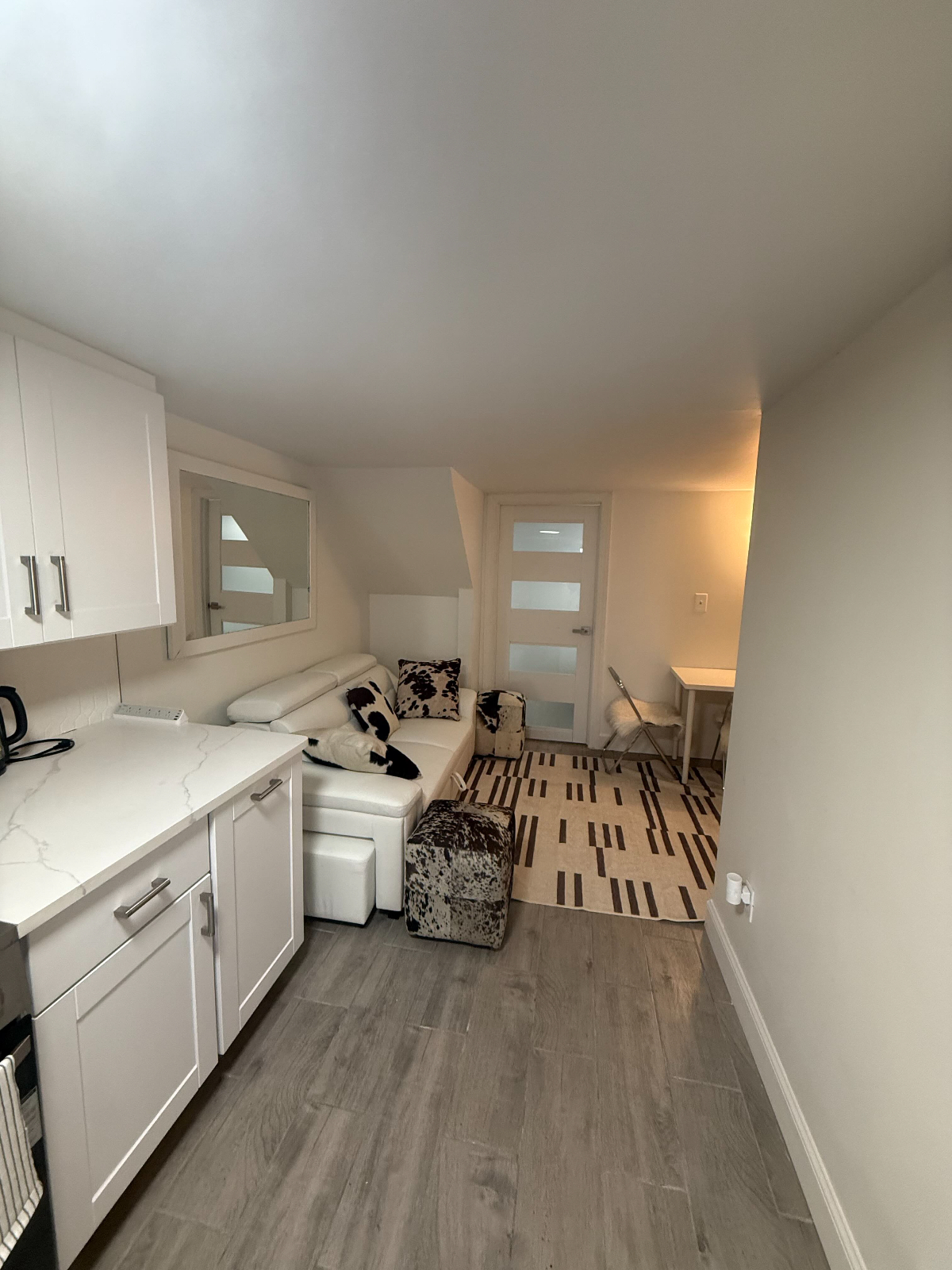 Bedroom in 3BDRM Apt - Photo 5