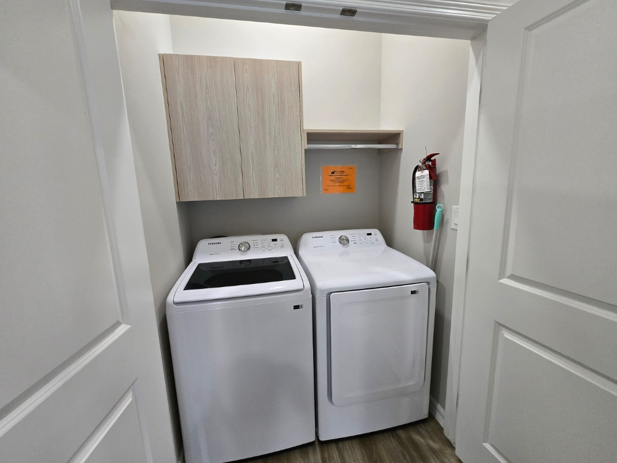 Entire Modern Townhome in Prime Location - Unit 2 - Photo 10