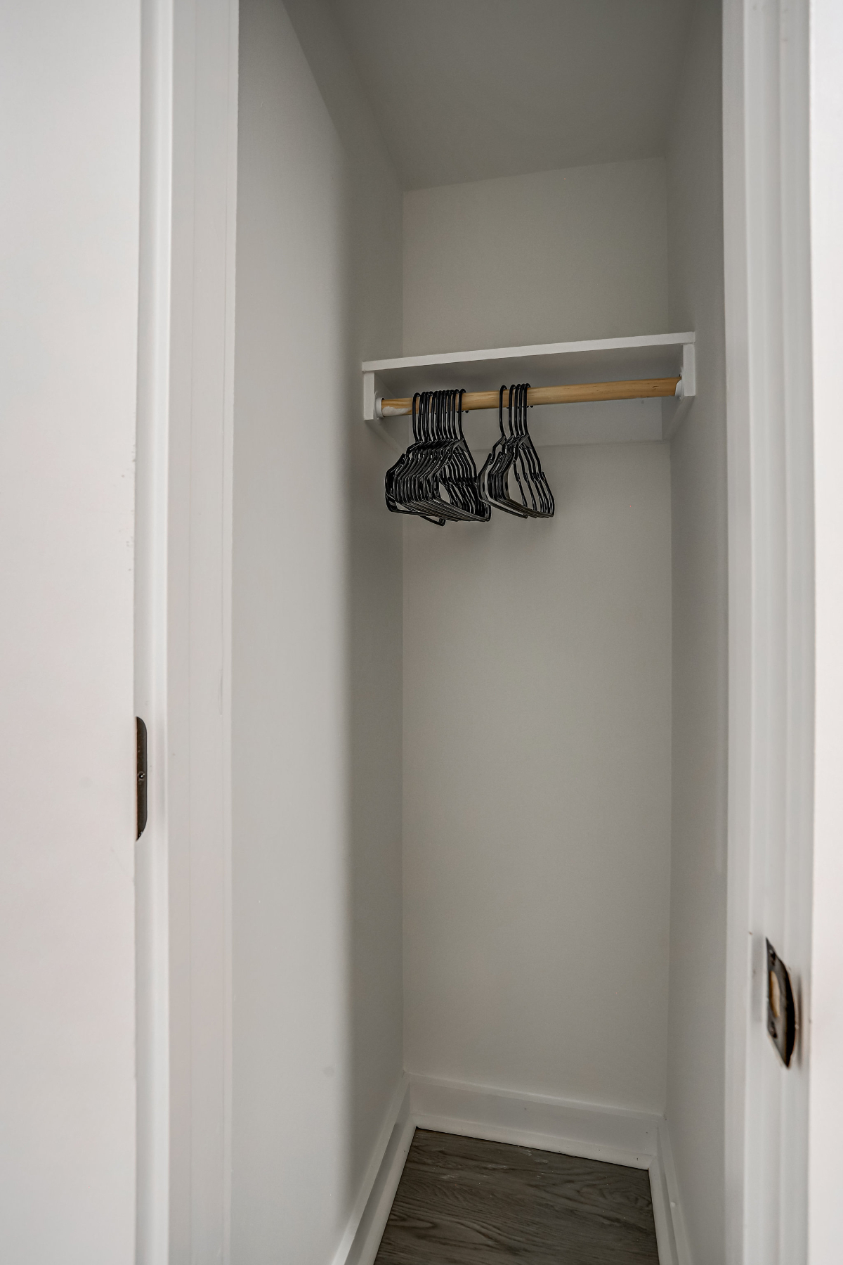 Furnished Studio in Bloomingdale - Photo 4