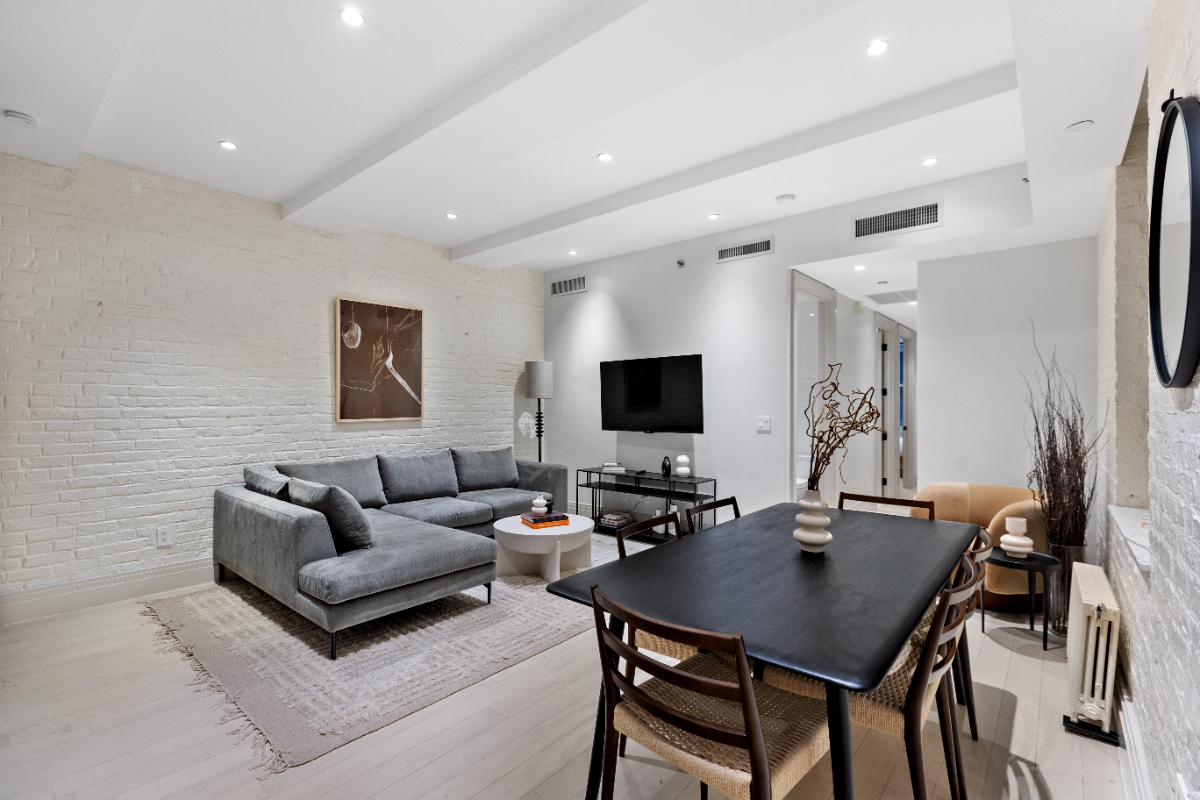 Highland Place II - Photo 1