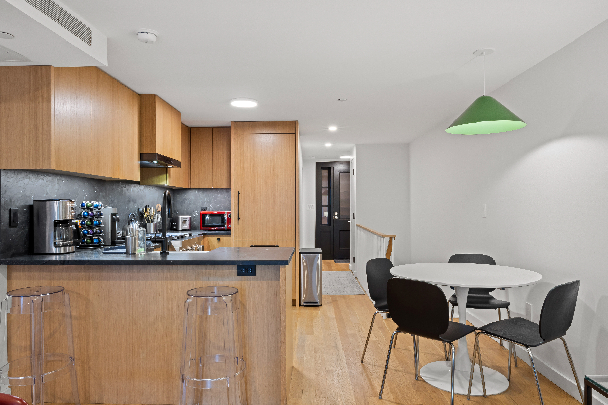 Degraw Place - Photo 6