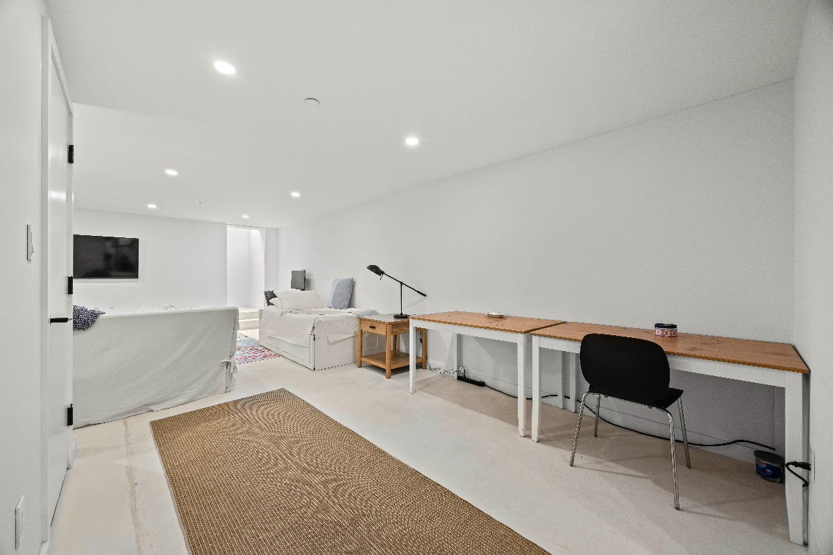 Degraw Place - Photo 12