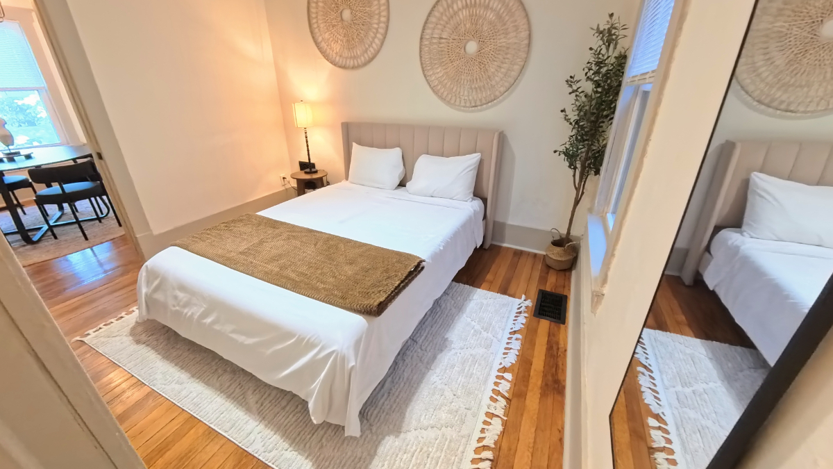 Furnished 2BR in Historic Corn Hill- Across from River, Minutes from Hospitals - Photo 10