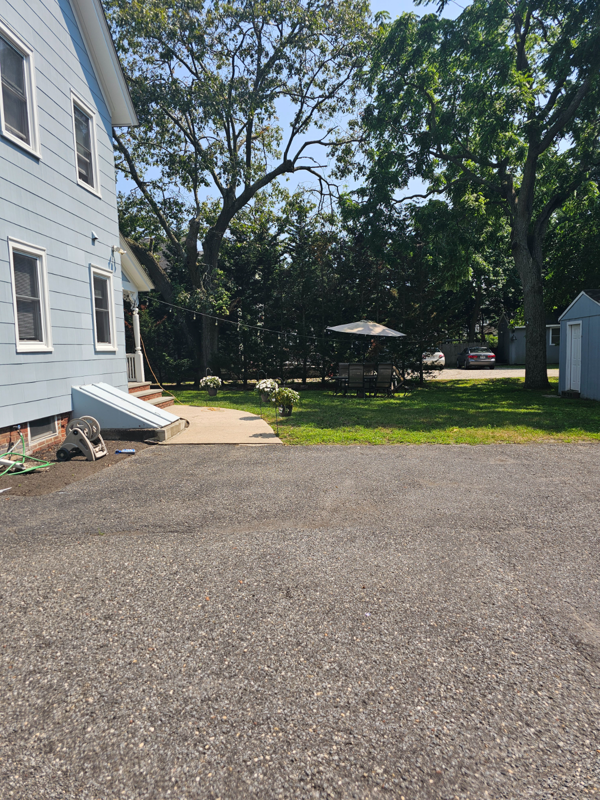 Spacious 4-Bedroom Home with Huge Backyard, Fishing Dock, and Modern Comforts - Photo 3