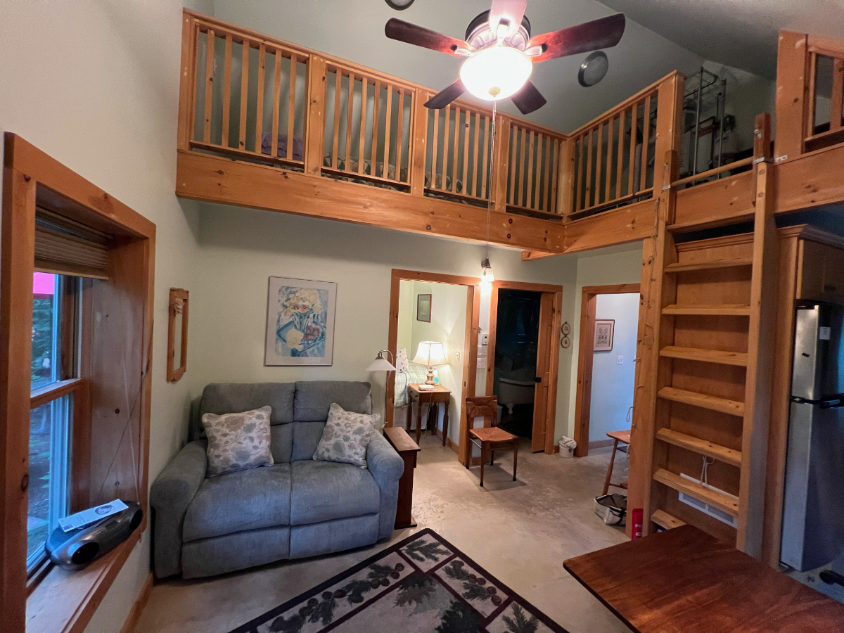 The Little House - Photo 9