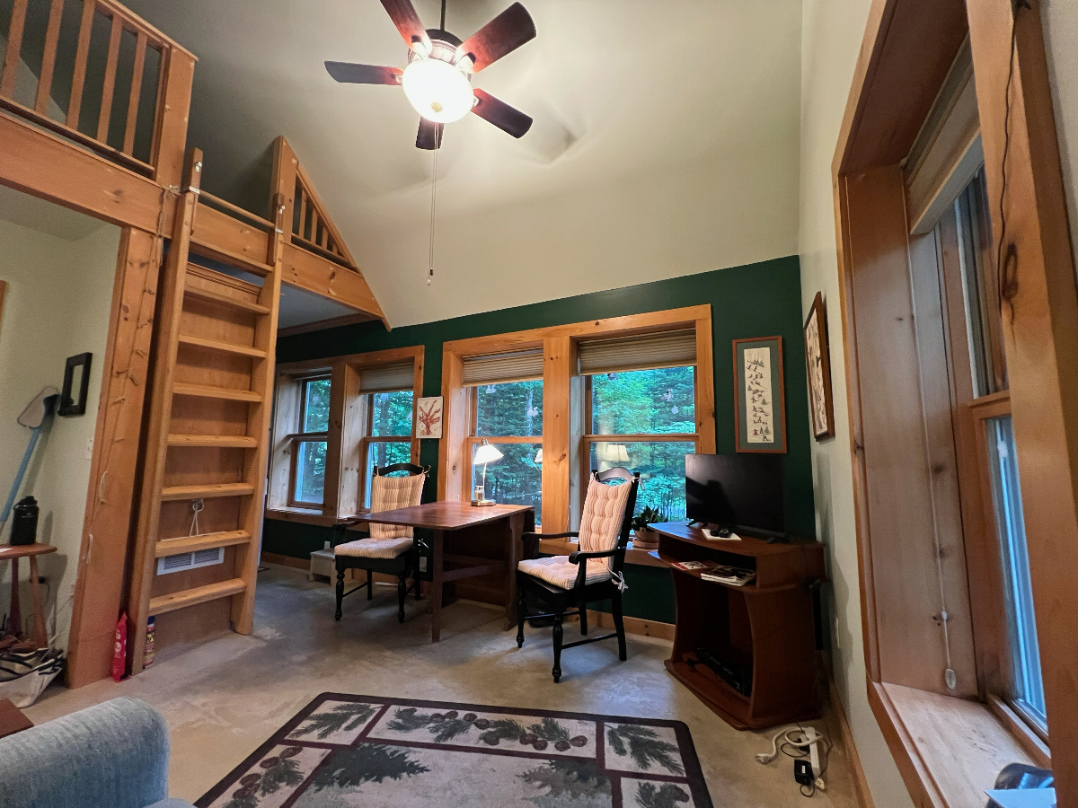 The Little House - Photo 8