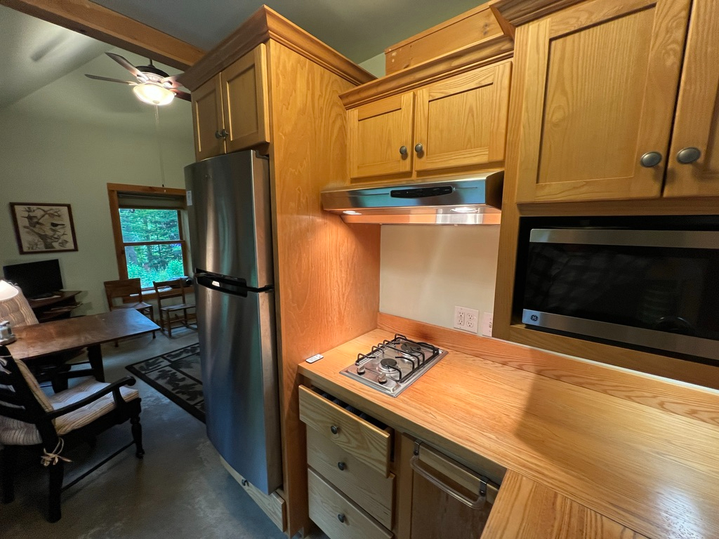 The Little House - Photo 11