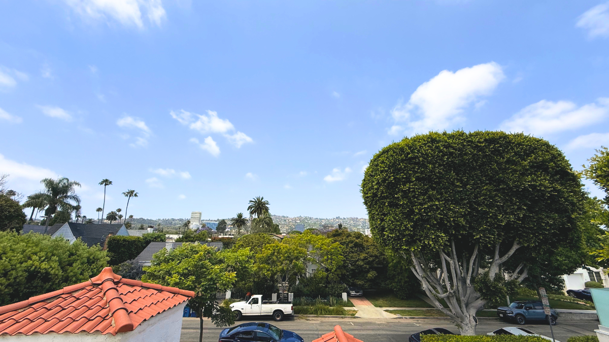 Private Studio Apartment in Coveted & Quiet West Hollywood West 15 Min Walk to Cedars - Photo 3