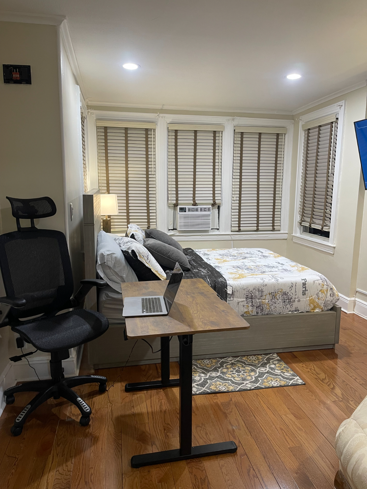 MAIN FLOOR ROOM HAVEN SUITE - Photo 1
