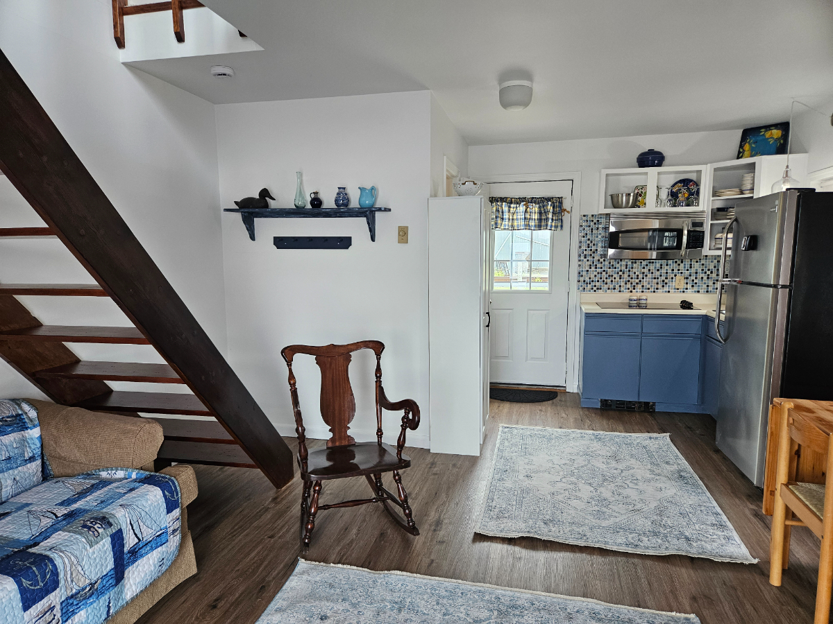 Waterfront Condo - Photo 3
