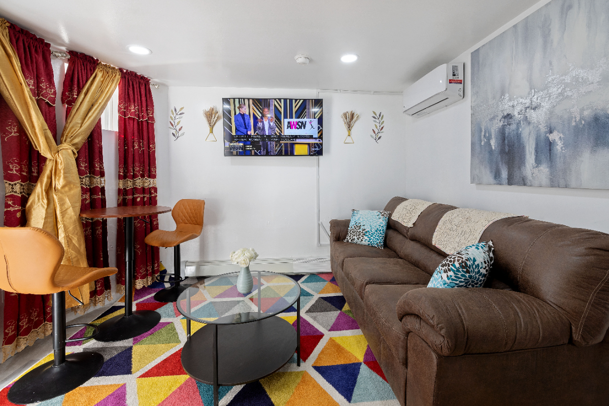 Paradise- Cozy & Stylish 1 Bedroom Apartment Perfect for Travel Nurses and Professionals - Photo 7