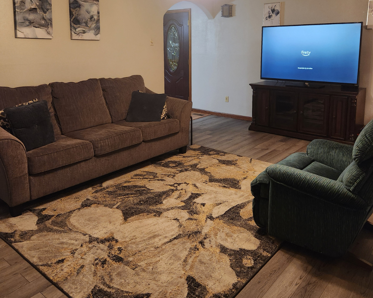 Comfortable furnished home with River Views in Charleston Area - Photo 1