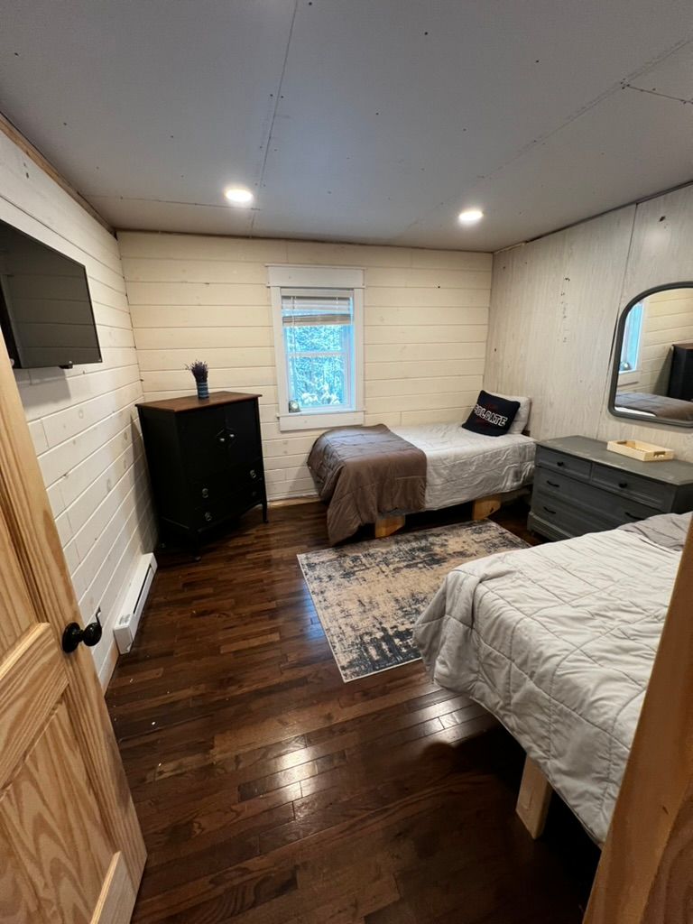 2BR Cabin - Brand New - Photo 6