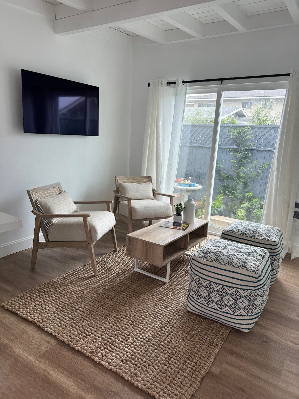Large studio - Photo 6