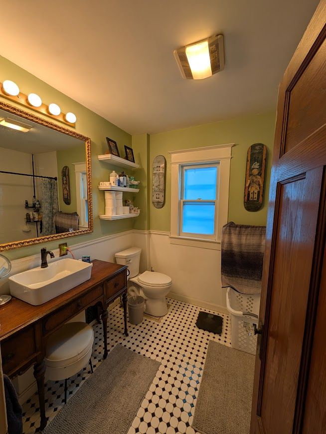 Cozy Neighborhood Room Swillburg/South Wedge - Photo 12