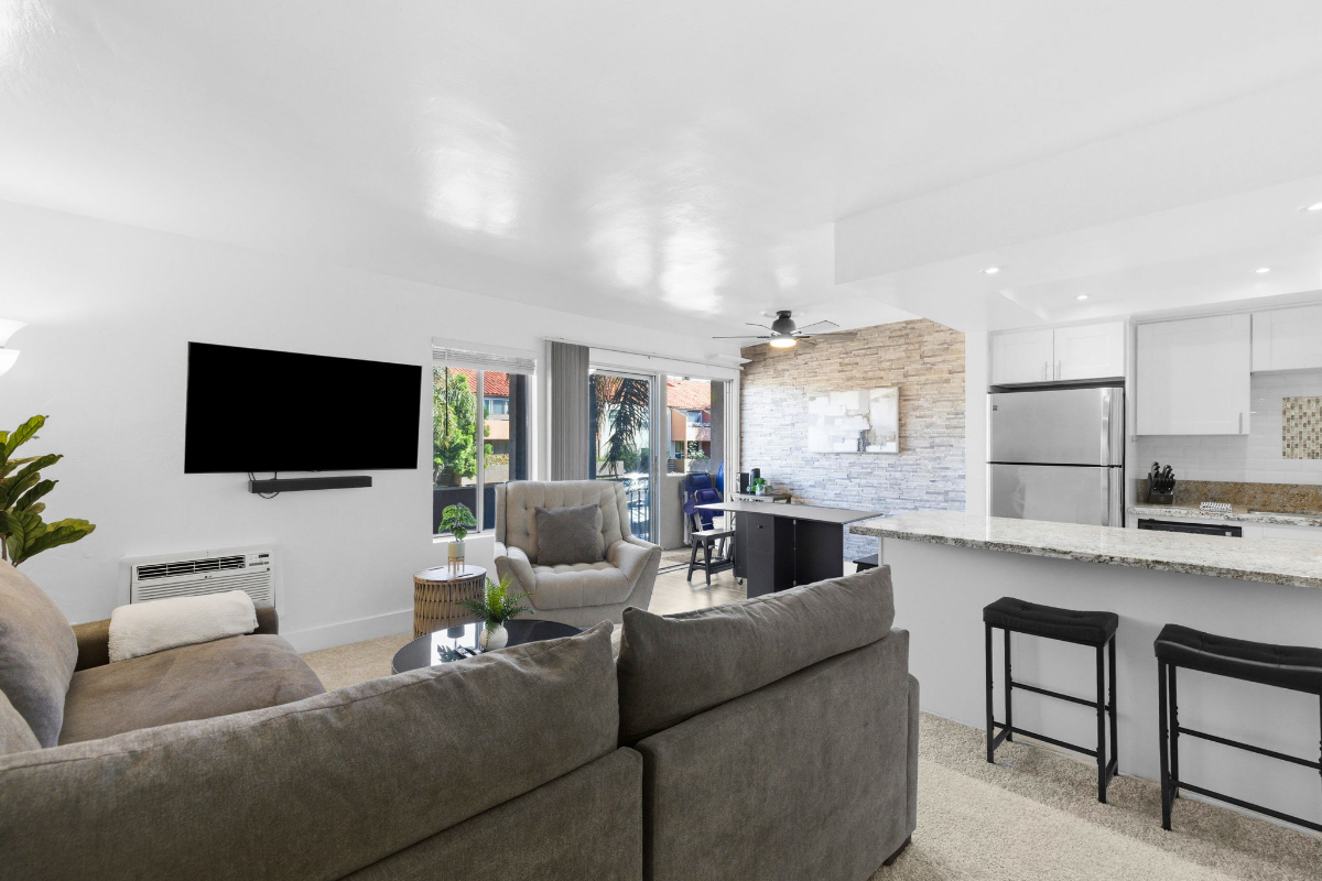 Cozy Condo in Linda Vista - Photo 6