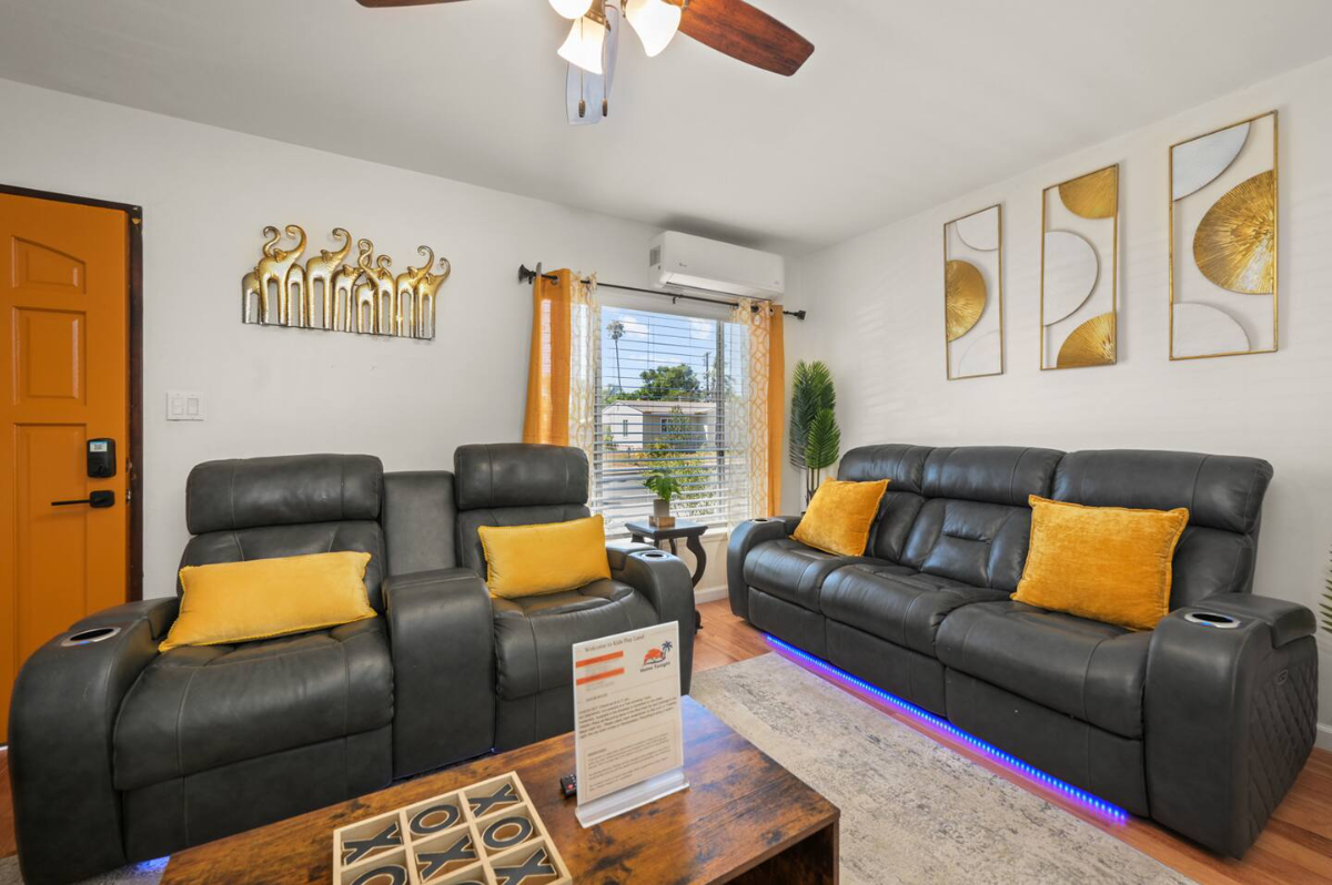 Adorable Family Haven with Spacious Backyard - Photo 3