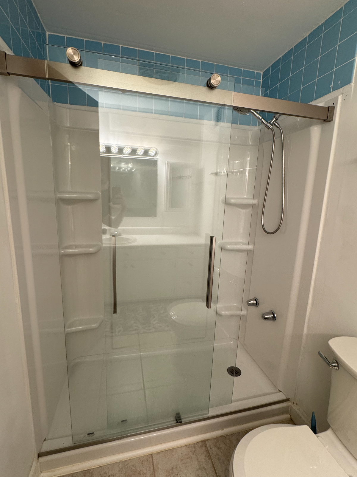 Fully Furnished Living - Secure Building (128) - Photo 10