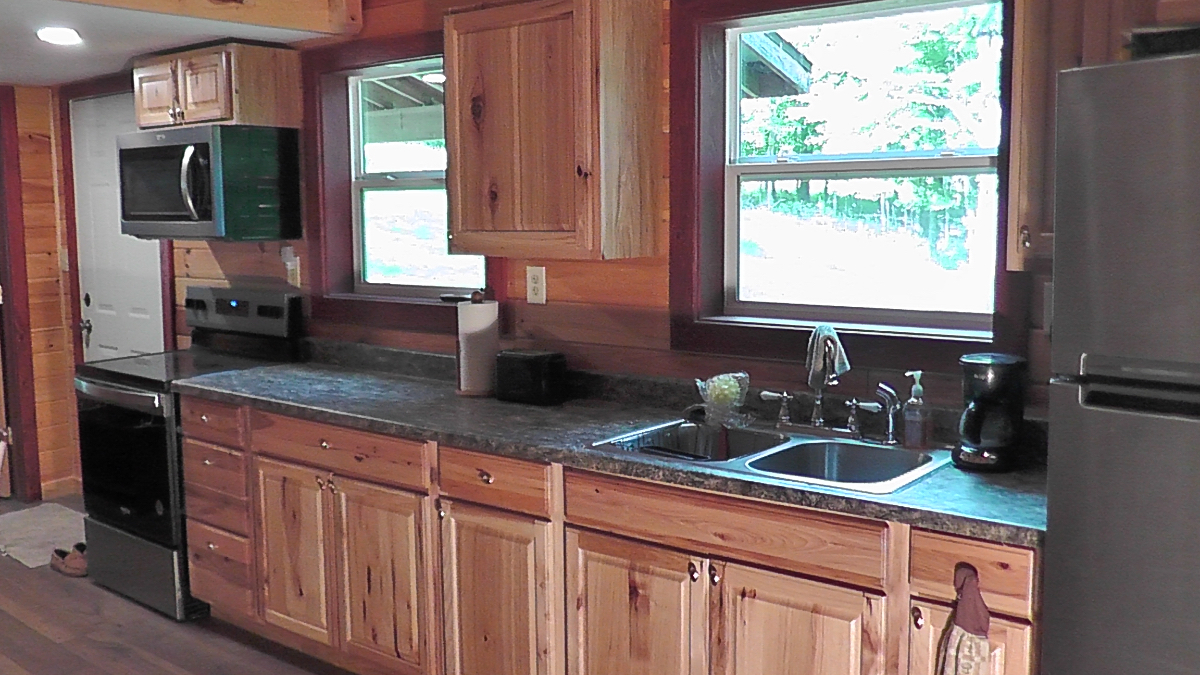 Creekside Chalet - Photo 4